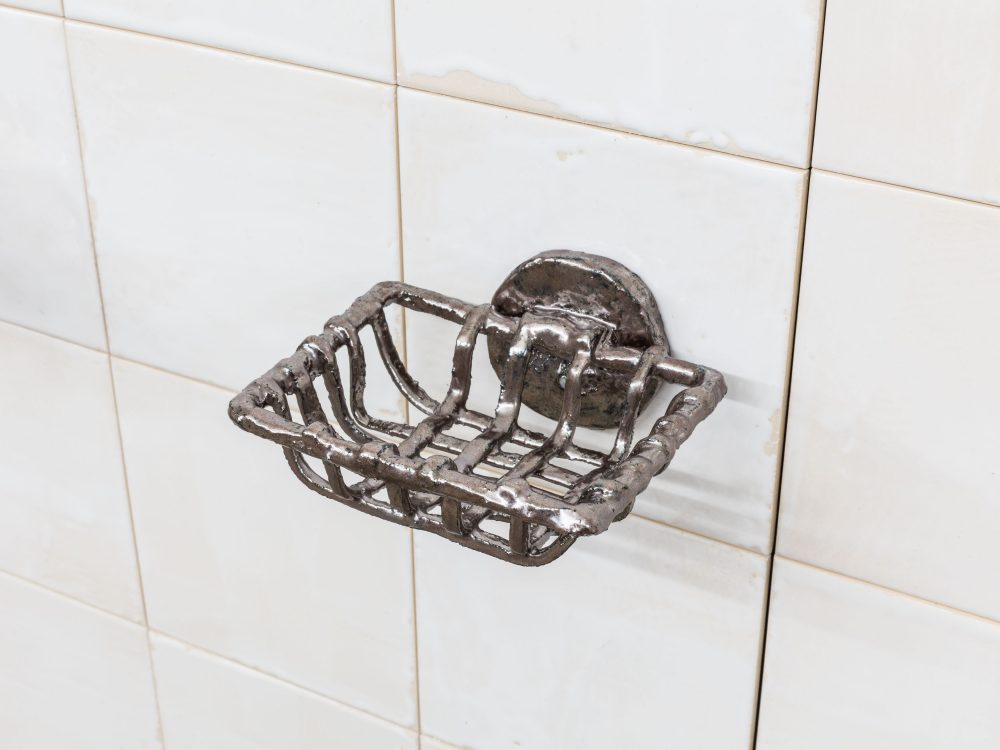 Seifenschale, Detail Gemeinschaftsdusche, Foto: Johannes Bendzulla